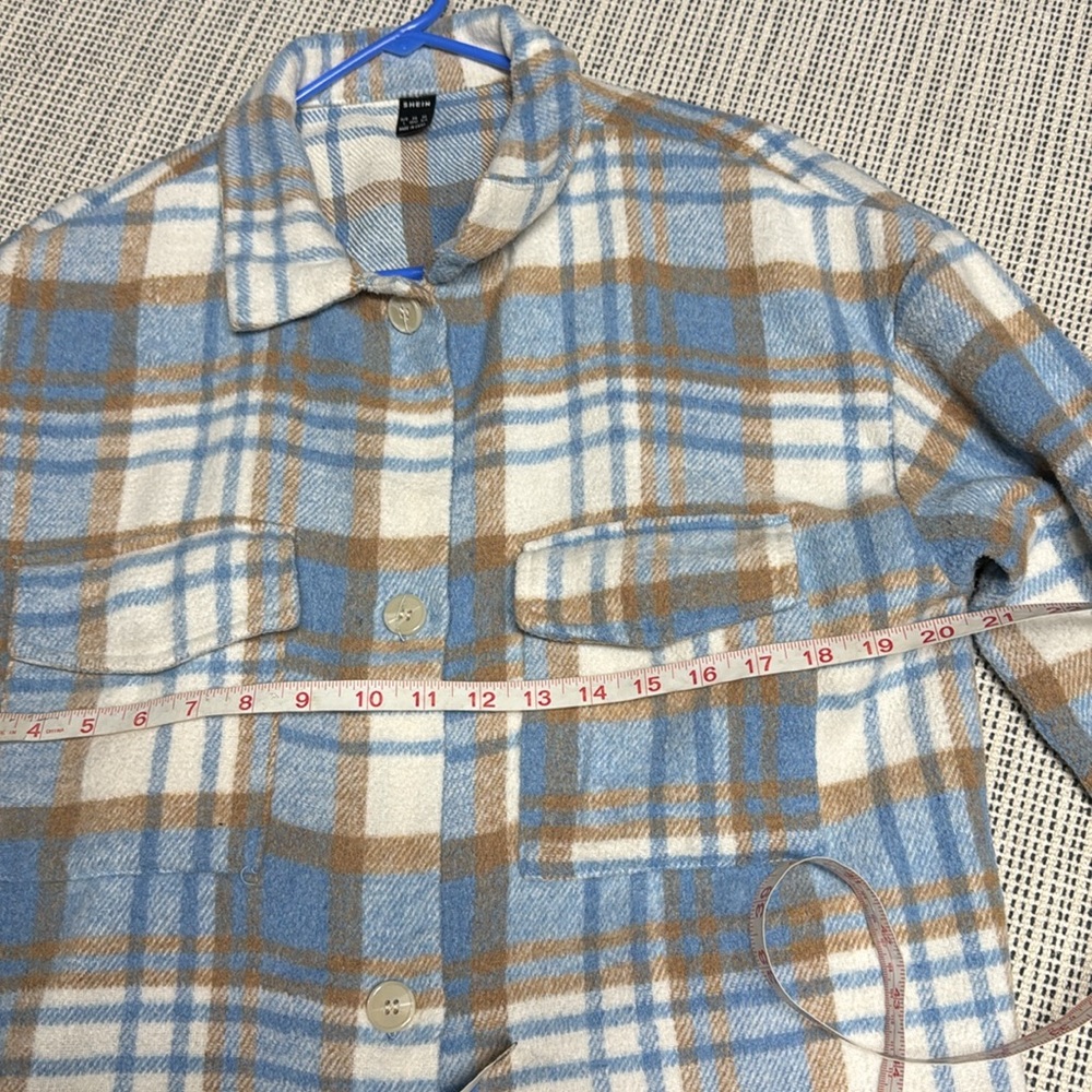 Light Blue and tan Brown Plaid Casual Shacket button down shirt size large - Picture 5 of 6